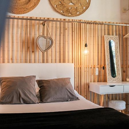 Cal Capo Alojamiento Con Jacuzzi Apartment Besalu Ngoại thất bức ảnh
