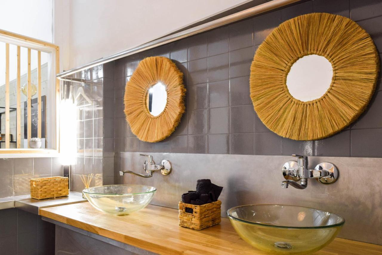 Cal Capo Alojamiento Con Jacuzzi Apartment Besalu Ngoại thất bức ảnh