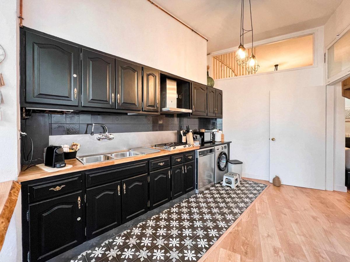 Cal Capo Alojamiento Con Jacuzzi Apartment Besalu Ngoại thất bức ảnh
