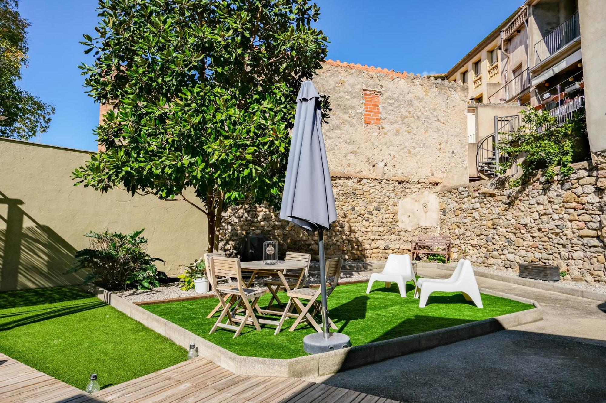 Cal Capo Alojamiento Con Jacuzzi Apartment Besalu Ngoại thất bức ảnh