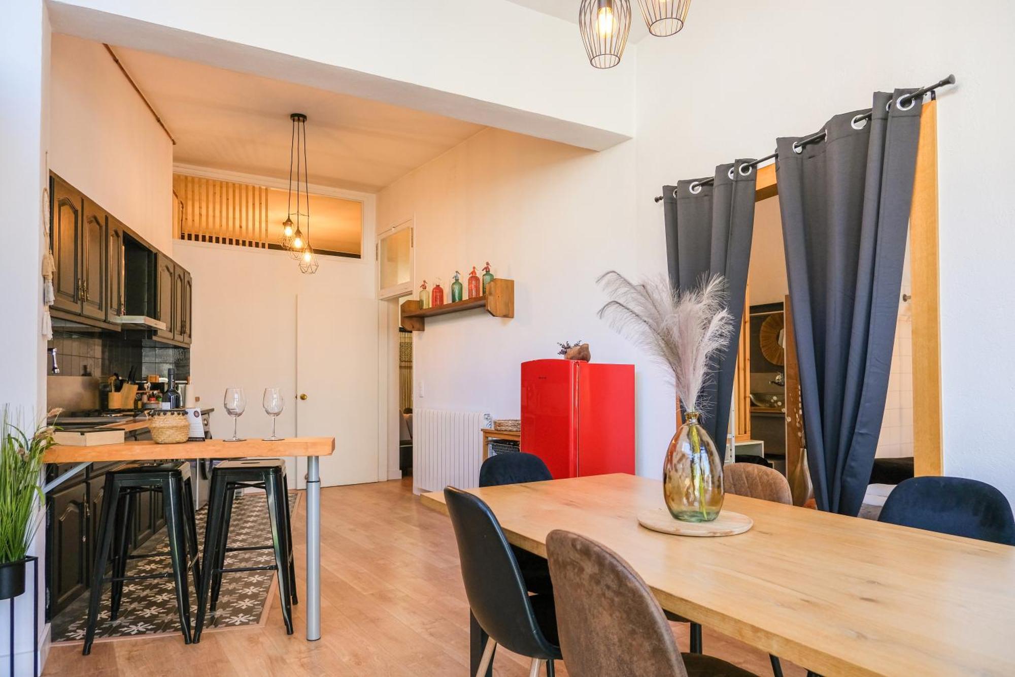 Cal Capo Alojamiento Con Jacuzzi Apartment Besalu Ngoại thất bức ảnh