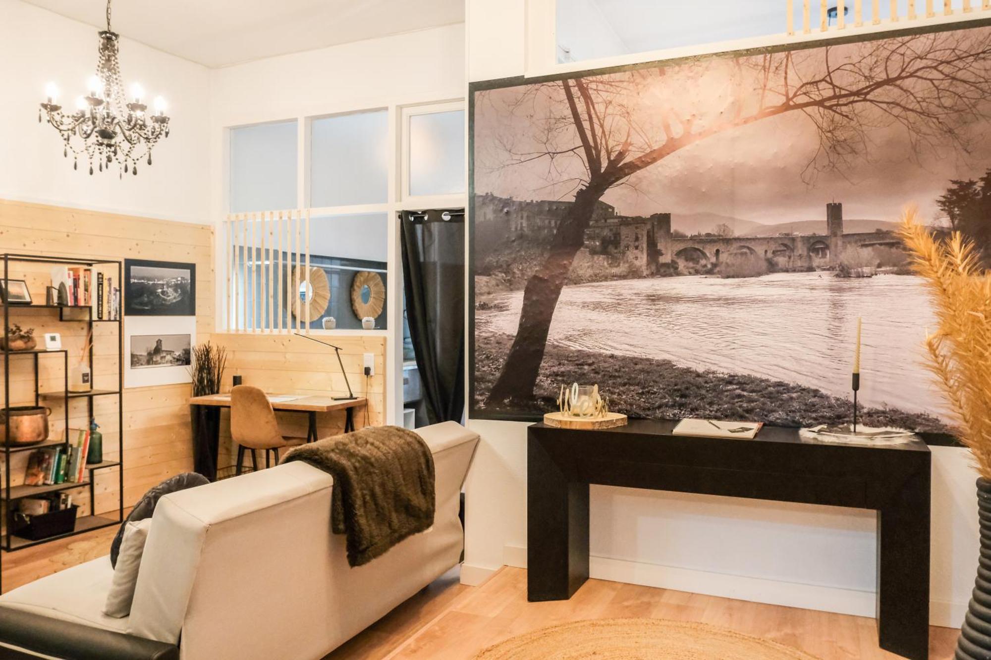 Cal Capo Alojamiento Con Jacuzzi Apartment Besalu Ngoại thất bức ảnh